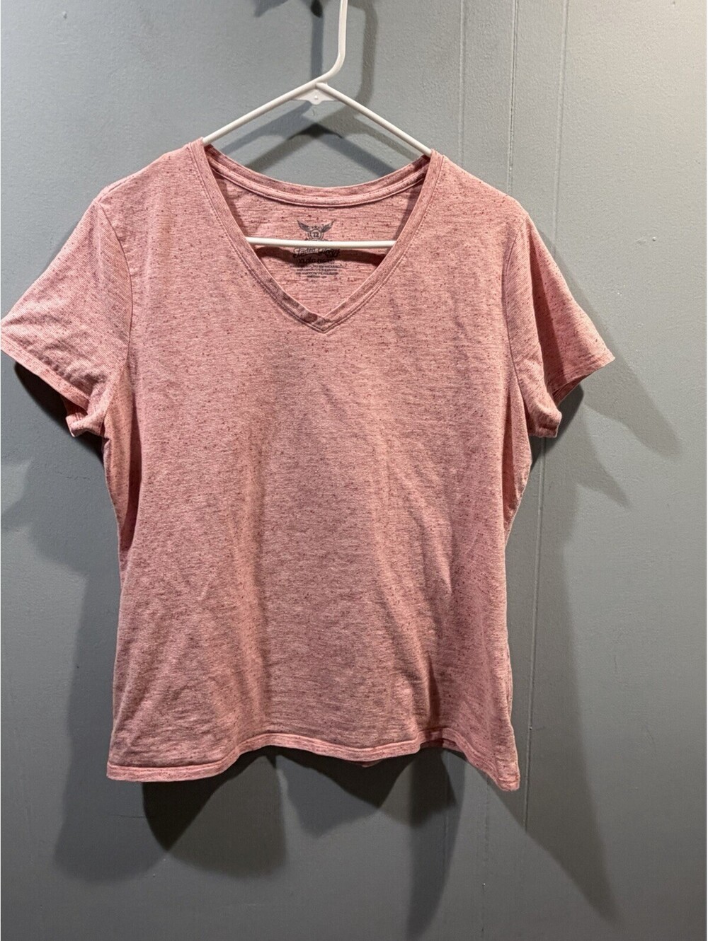 Womens Faded Glory V Neck T Shirt Short Sleeves Size XL (16-18) Red White